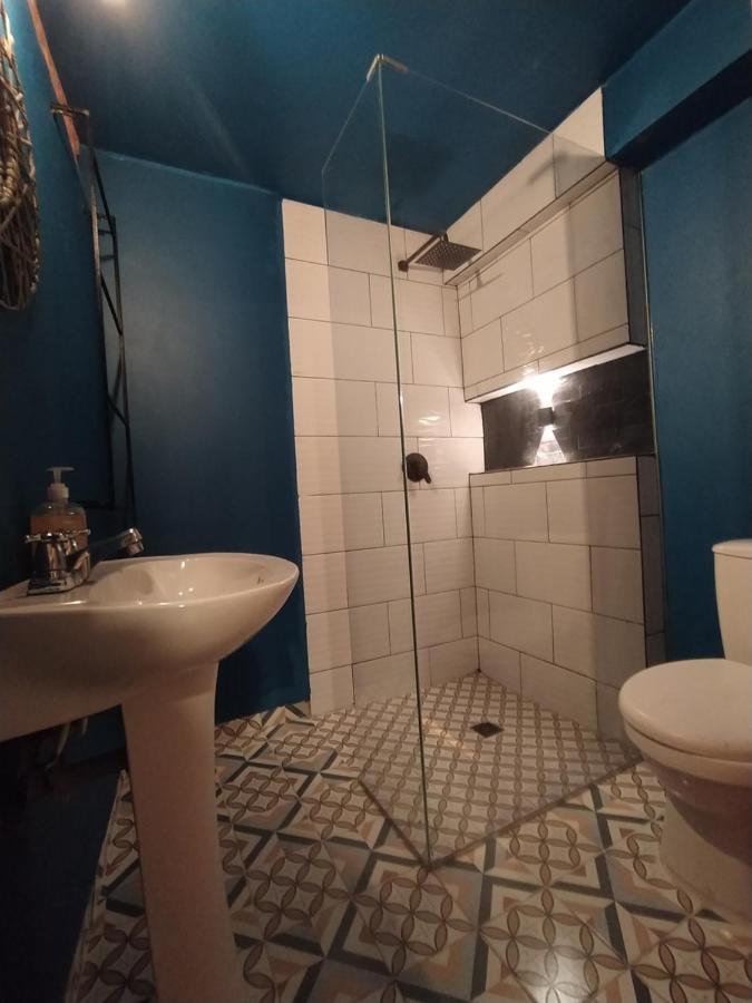 Casa Primavera Hostal Медельин Экстерьер фото