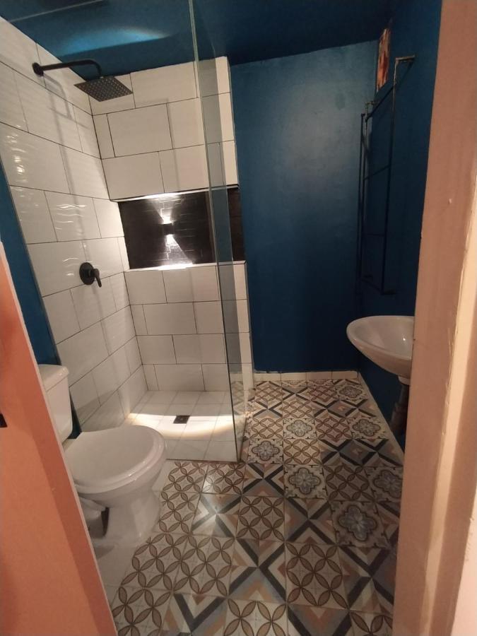 Casa Primavera Hostal Медельин Экстерьер фото