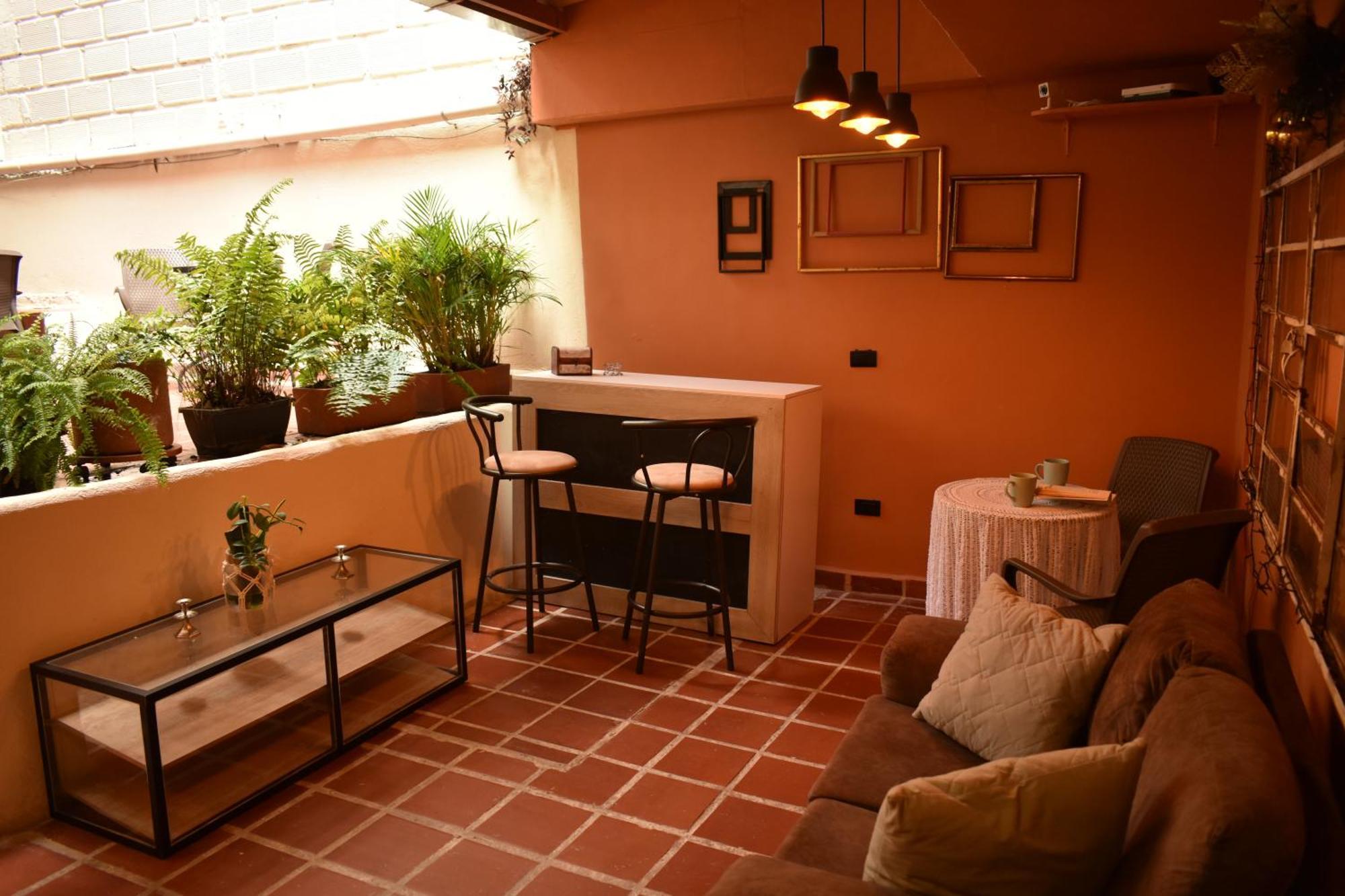 Casa Primavera Hostal Медельин Экстерьер фото
