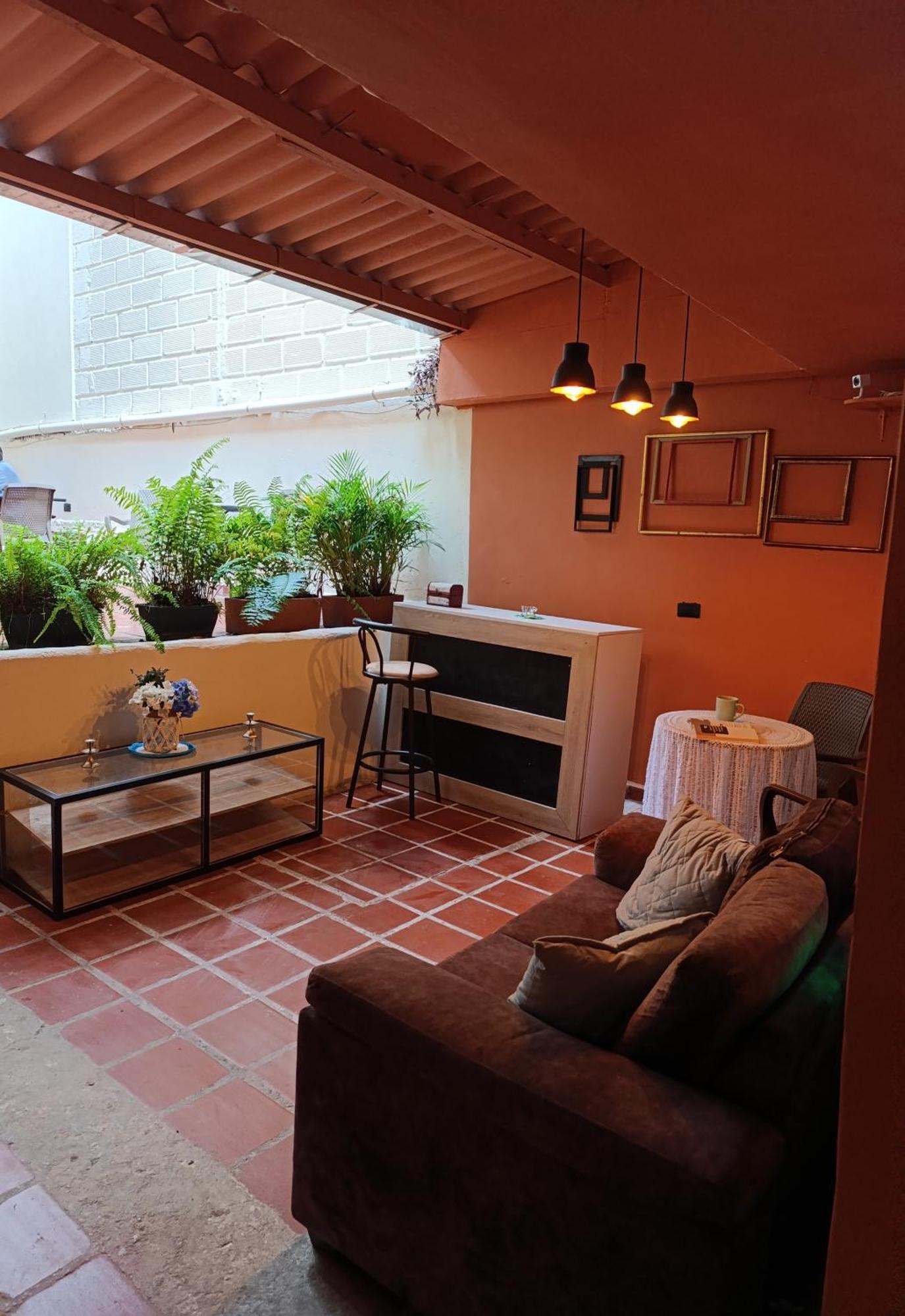 Casa Primavera Hostal Медельин Экстерьер фото